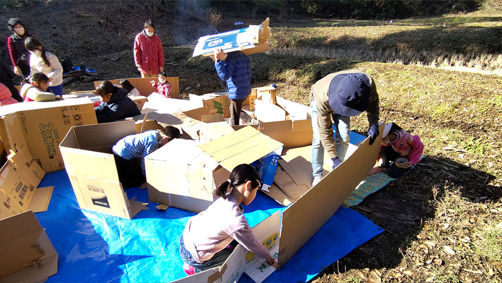 ダンボール迷路＆大焚火